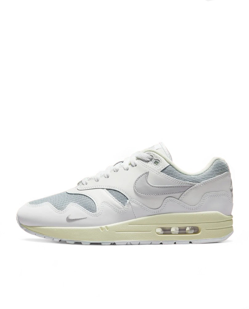 Nike Air Max 1 Patta Waves - White Gray